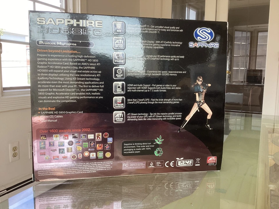 NEW VINTAGE - Sapphire Radeon HD 5850 1GB GDDR5 HDMI Graphics Card - Image 3 of 4