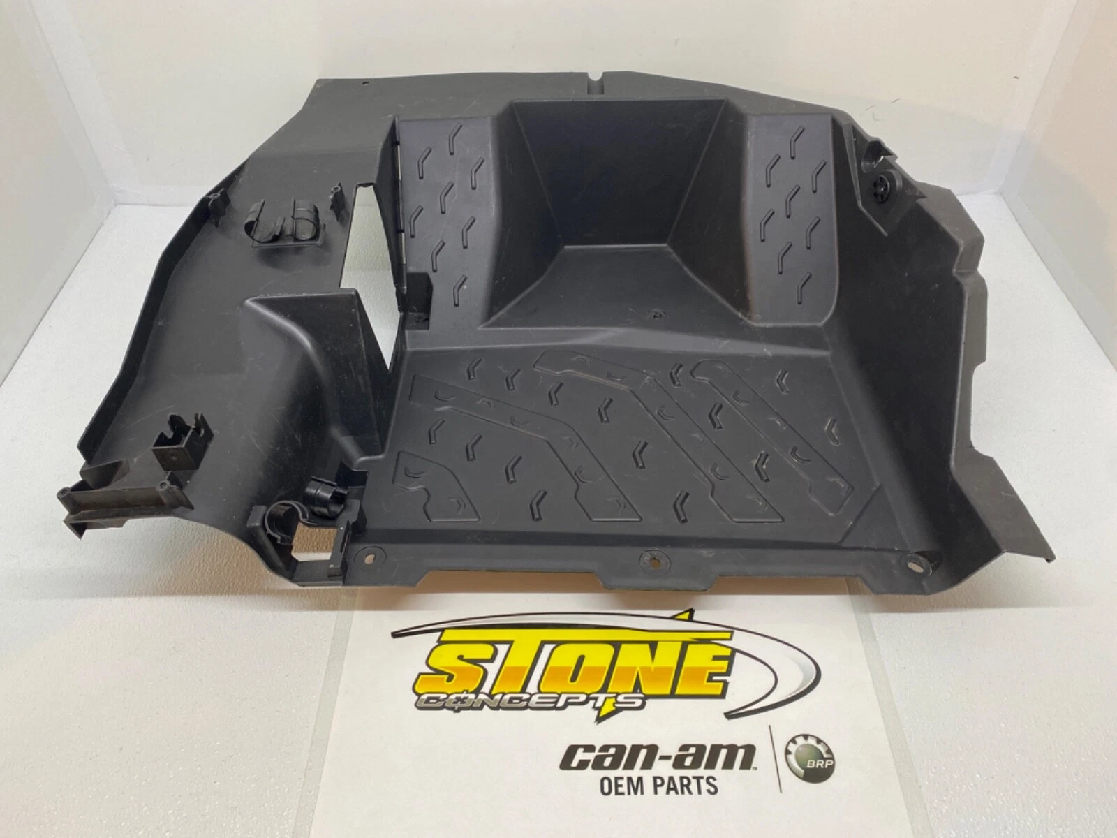 PLASTIC CAN AM X3 Maverick R RIGHT SIDE PASSENGER INTERIOR PLASTIC