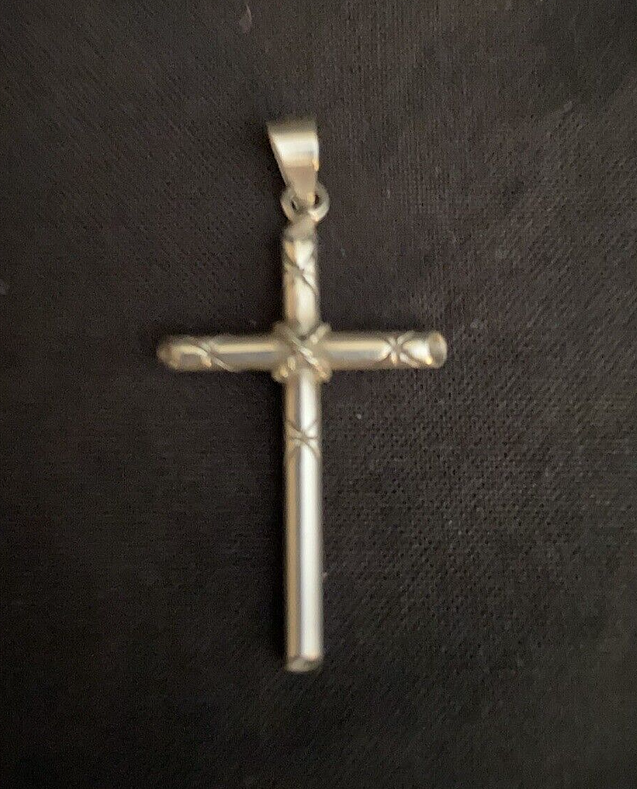 Vtg Silver Toned Cross Pendant Wire Wrapped Religious Crucifix