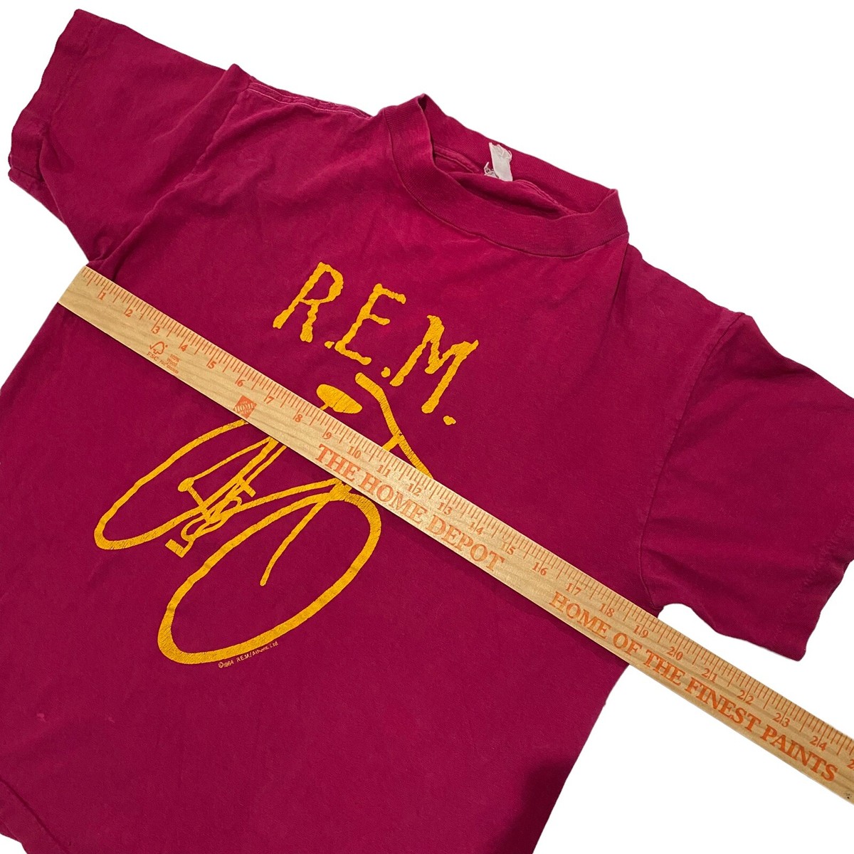 REM Vintage 1984 Little America Part 2 World Tour T Shirt Pink