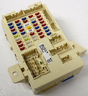 OEM Hyundai Veloster Cabin Fuse Box 95400-2V197 | eBay ipm fuse box hyundai veloster 
