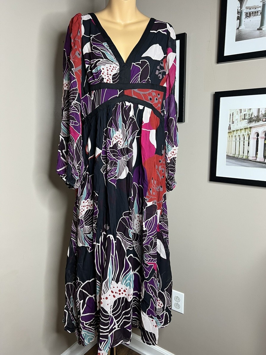 let me be floral midi dress Floral Embroidered Midi Dress