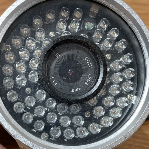 Foscam FI8905W Outdoor Wireless IP Camera (Silver) For Parts Condition - Picture 5 of 5