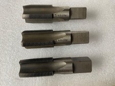 1 INCH CONDUIT TAP SET 1 BS CON SET BRITISH ELECTRICAL THREAD ELECTRICIAN WIRING