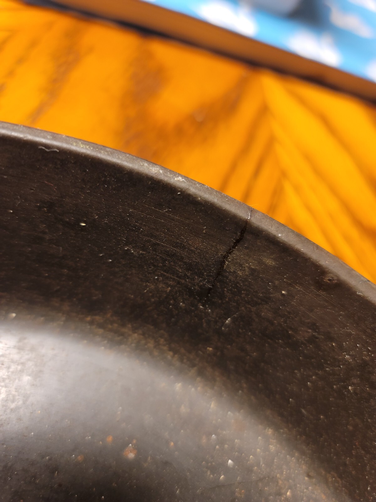 Vintage GRISWOLD Cast Iron SKILLET Frying Pan 8 LARGE BLOCK LOGO 704