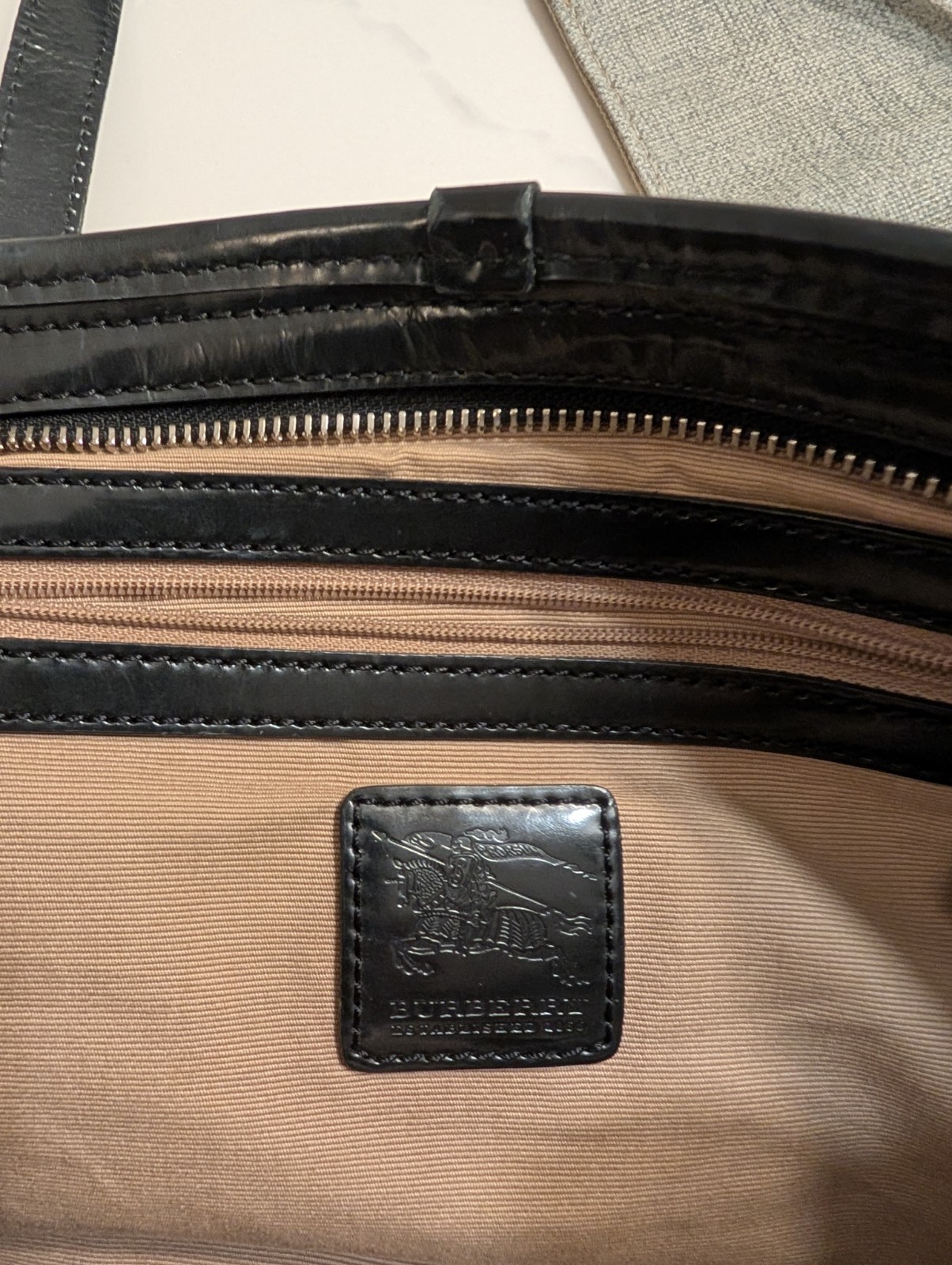 Burberry Nova Check Shoulder Bag thumbnail 3