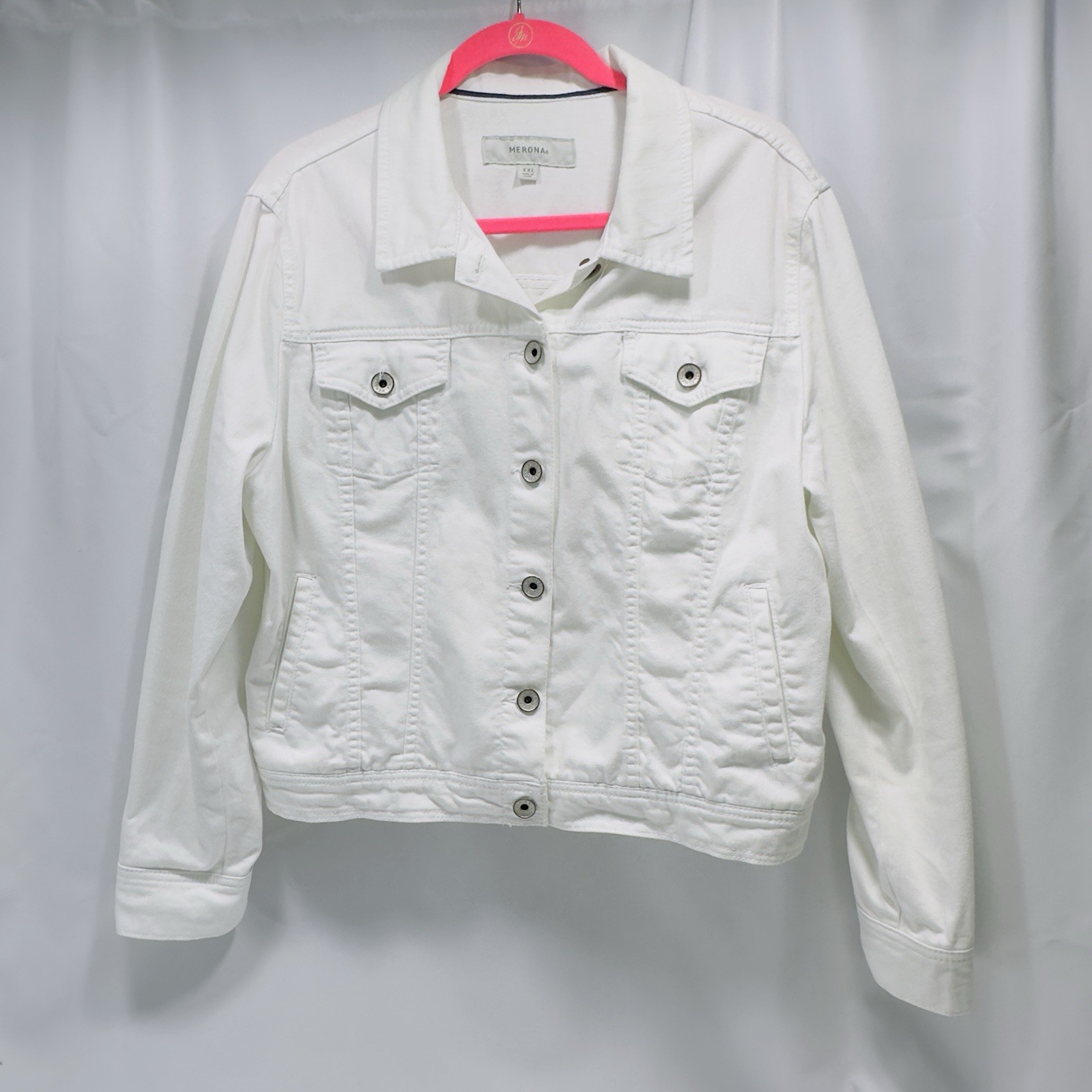 Merona Women's White Denim Jean Jacket Button Up Size Large 