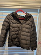 Uniqlo Kids Puffer Jacket Full Zip Washable Jacket Warm Size 13 Winter Outdoors