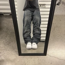 Vintage Y2K/2000s Baggy Dark Wash Skater Streetwear Style Jeans!