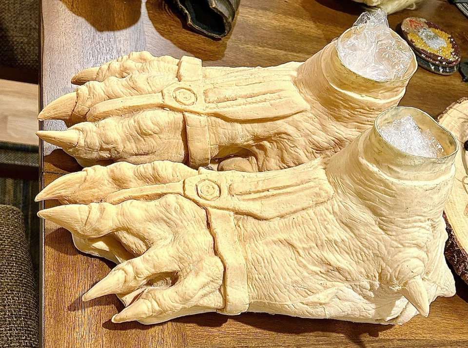 Lifesize Predator Mask Prop Alien Feet Original Molds - Image 3 of 4