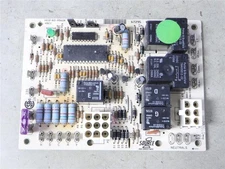 YORK 1012-956A Furnace Control Circuit Board SOURCE 1 67295