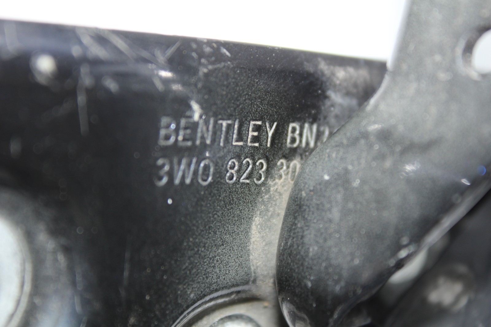 Bentley Continental GT 2003-2013 FRONT+RIGHT Hood hinge