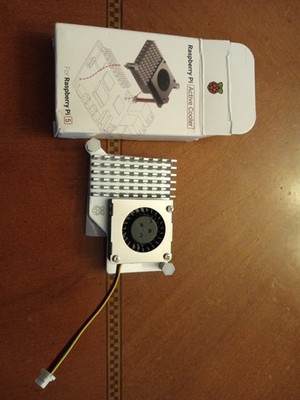 Raspberry Pi.  5 Active Cooler