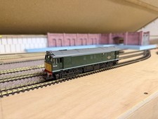 HORNBY 00 R.878 BR BO-BO DIESEL CLASS 25 GREEN (D5206)
