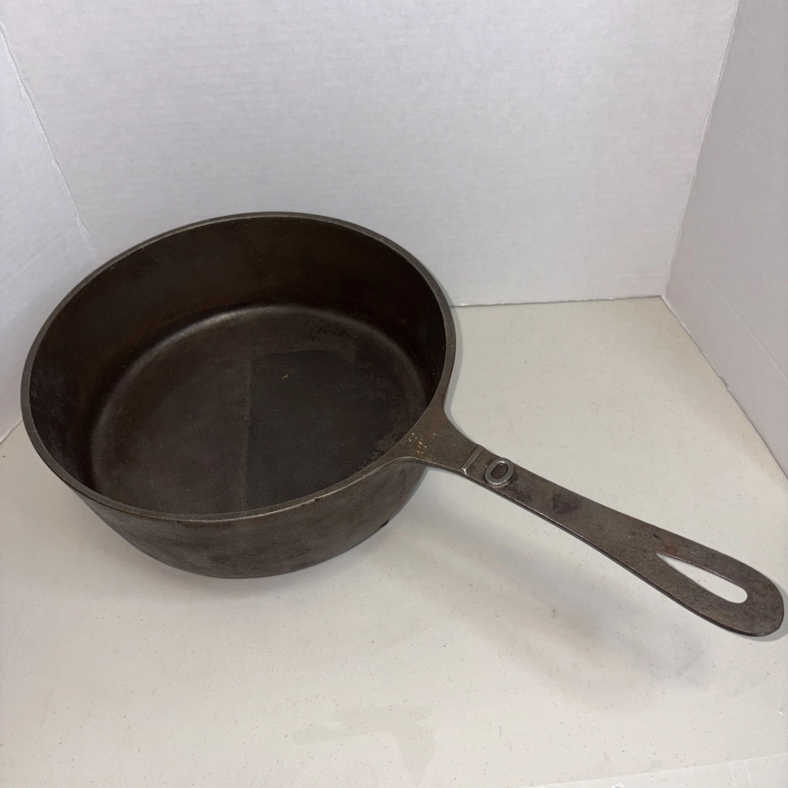 Cast Iron Spider Skillet 3 Legged 10" Pan RARE
