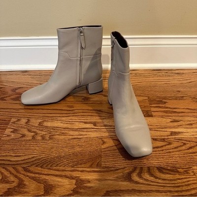 NEW Sarto Flexa Fabienne Light Grey Leather Block Heel Womens Booties Sz 9.5M