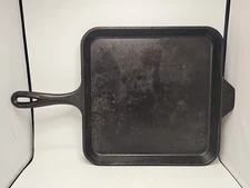 Lodge 11 Inch Cast Iron Square Griddle 9SGR really nice condition