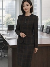 Vintage Christian Dior Plaid Suit Set Size 6Two-Piece Jacket Skirt Dark Plaid