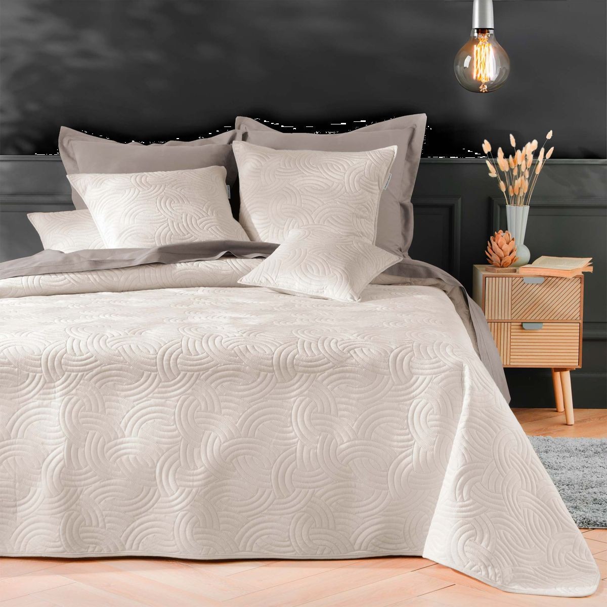 Couvre-lit naturel Solange 220x240 cm avec ses 2 housses de coussin assorties