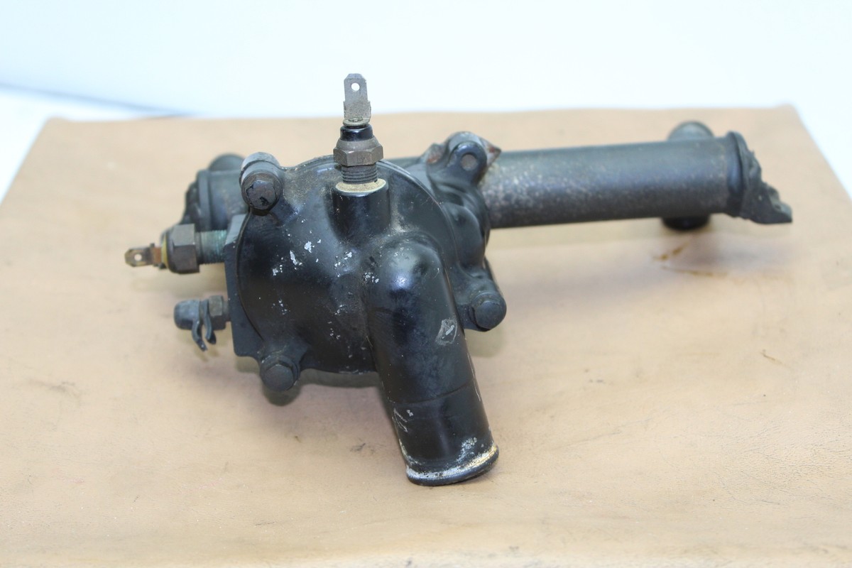 1985 KAWASAKI ZX750 GPZ (#422) THERMOSTAT HOUSING RADIATOR PIPE | eBay