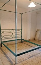 letto a baldacchino in ferro forgiato e battuto a mano completo di giroletto
