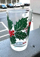 VINTAGE CHRISTMAS HOLLY BOSCUL PEANUT BUTTER 3.75" JUICE GLASS FREE SHIPPING
