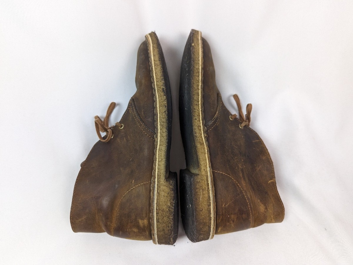 Clarks. Men\'s 8. Chukka Boots. Brown Leather. Clark main image 2