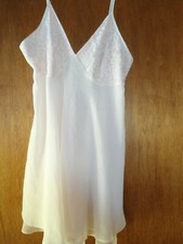SZ.M/LG,SECRET TREASURES SHORT GOWN ROBE SET,PINK IVORY,CHIFFON,GOOD U COND