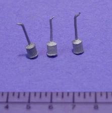 O SCALE On3/On30 1/48 SMALL OIL CANS WISEMAN MODEL SERVICES DETAIL PARTS O121