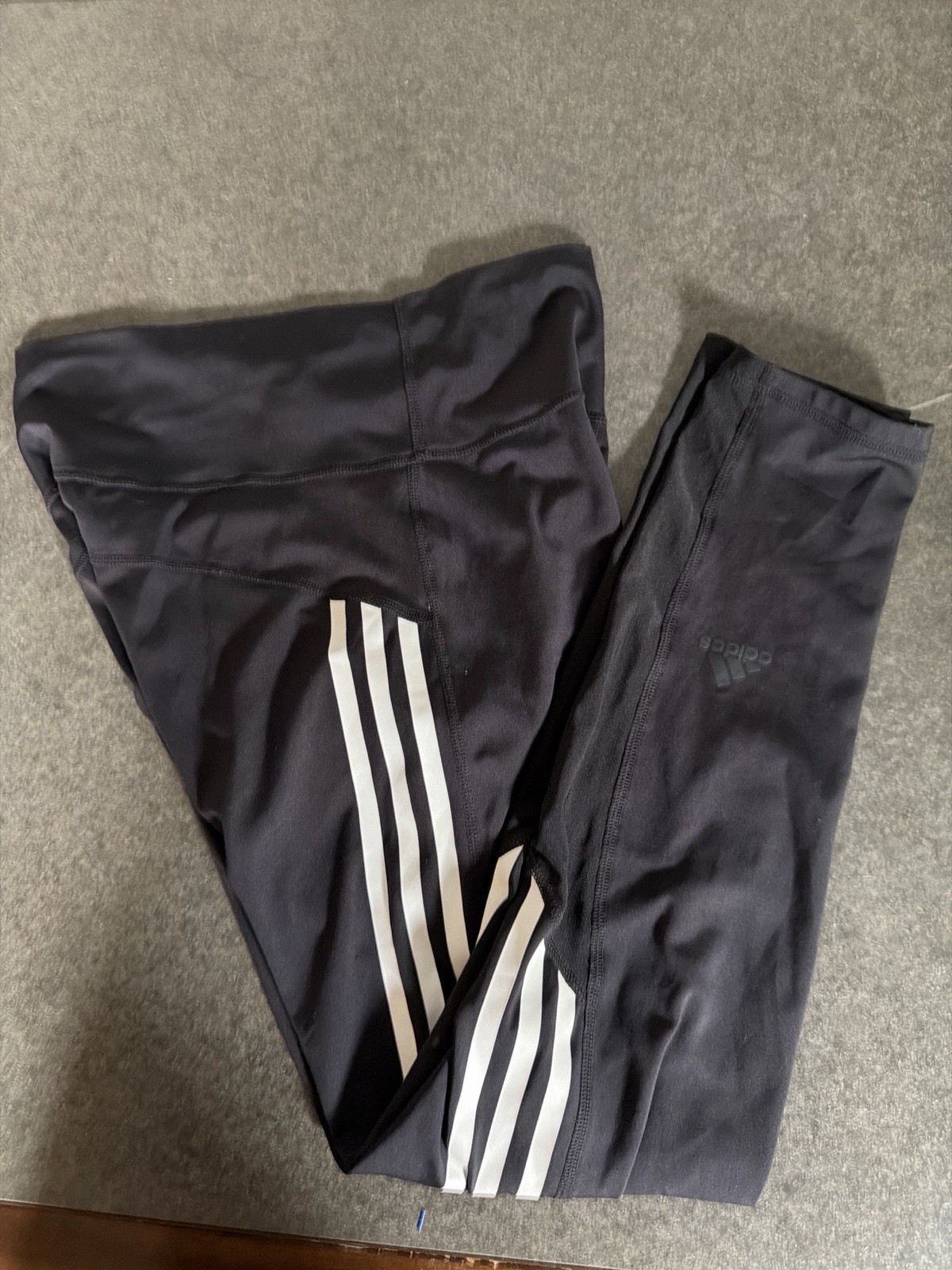 Adidas Women’s Medium Black 3 Stripe Leggings High Rise Athletic Workout Yoga