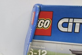 LEGO 60104 CITY Airport Passenger Terminal - Retired - New Open Imperfect Box