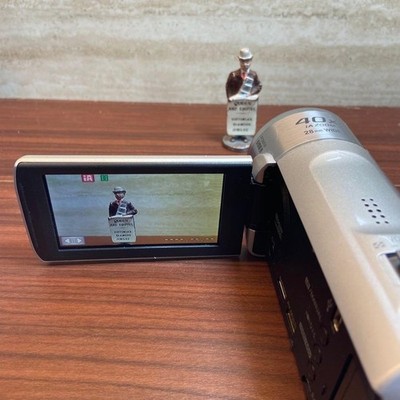 Panasonic HDC-TM80K (16 GB) High Definition AVCHD Camcorder for