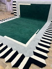 Hand-Tufted Green Optical Illusion Wool Rug 8x10 – Modern Geometric Area Rug