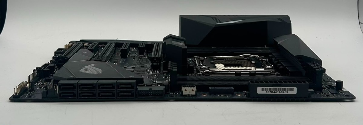 PCパーツ Intel i7-7740X X299 LGA2066 ASUS ROG Strix X299-E Gaming LGA2066 DDR4 M.2 + Intel Core i7