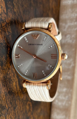 Georgio ARMANI Armbanduhr Mineralglas Echt Leder Armband Beige Gold 30 mm