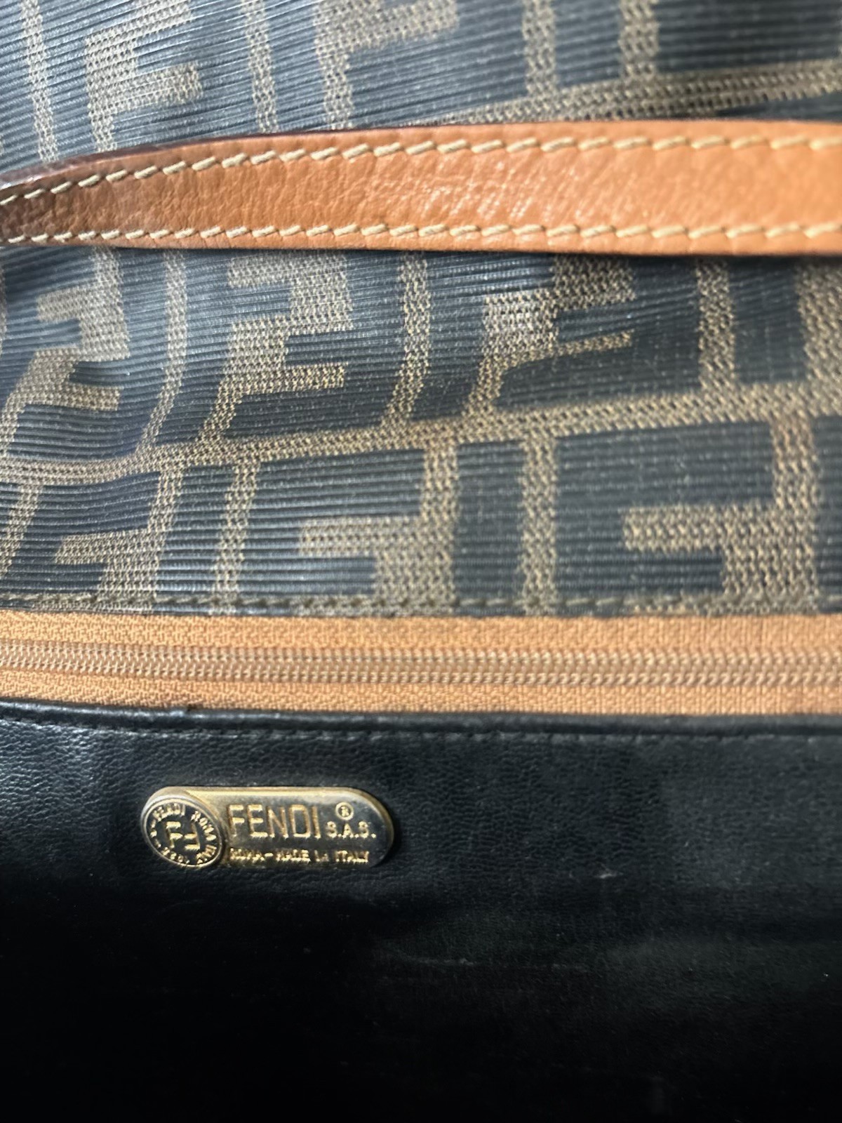 fendi purses authentic - image 2