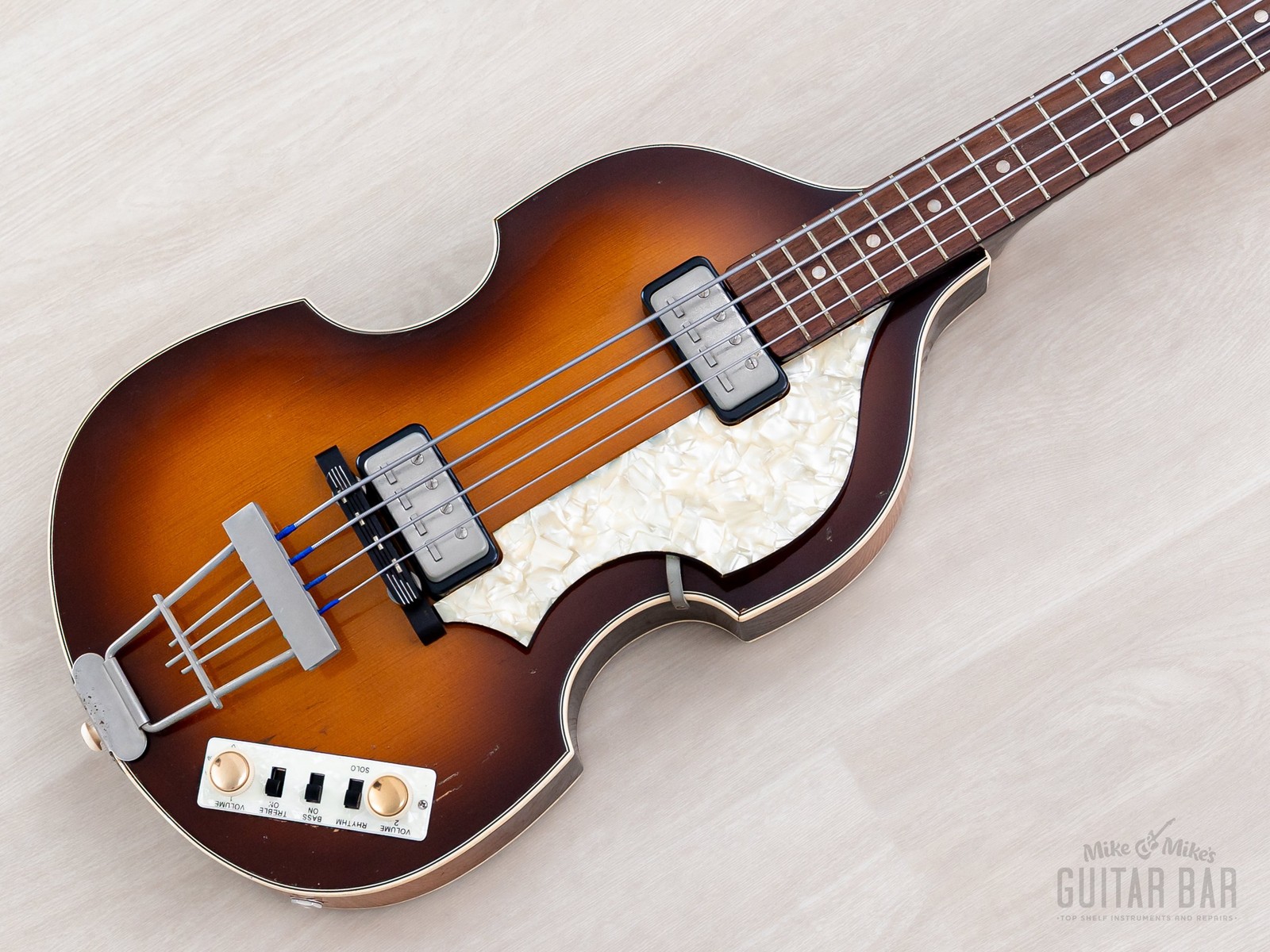 1960s Hofner 500/1 Violin Bass Vintage Beatle Bass Sunburst w/ Staple Pickups