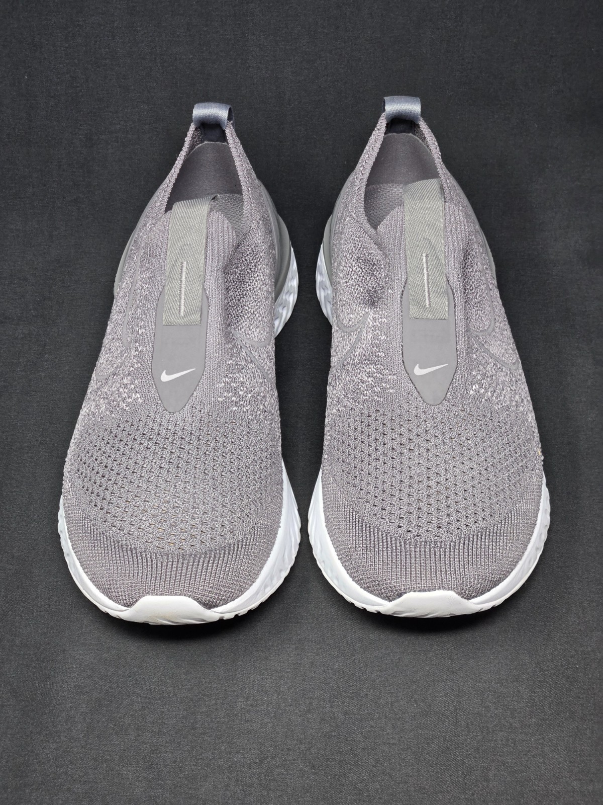 Nike Epic Phantom React Flyknit Women's Size 7 Grey White Shoes BV0415-003 NEW image 3