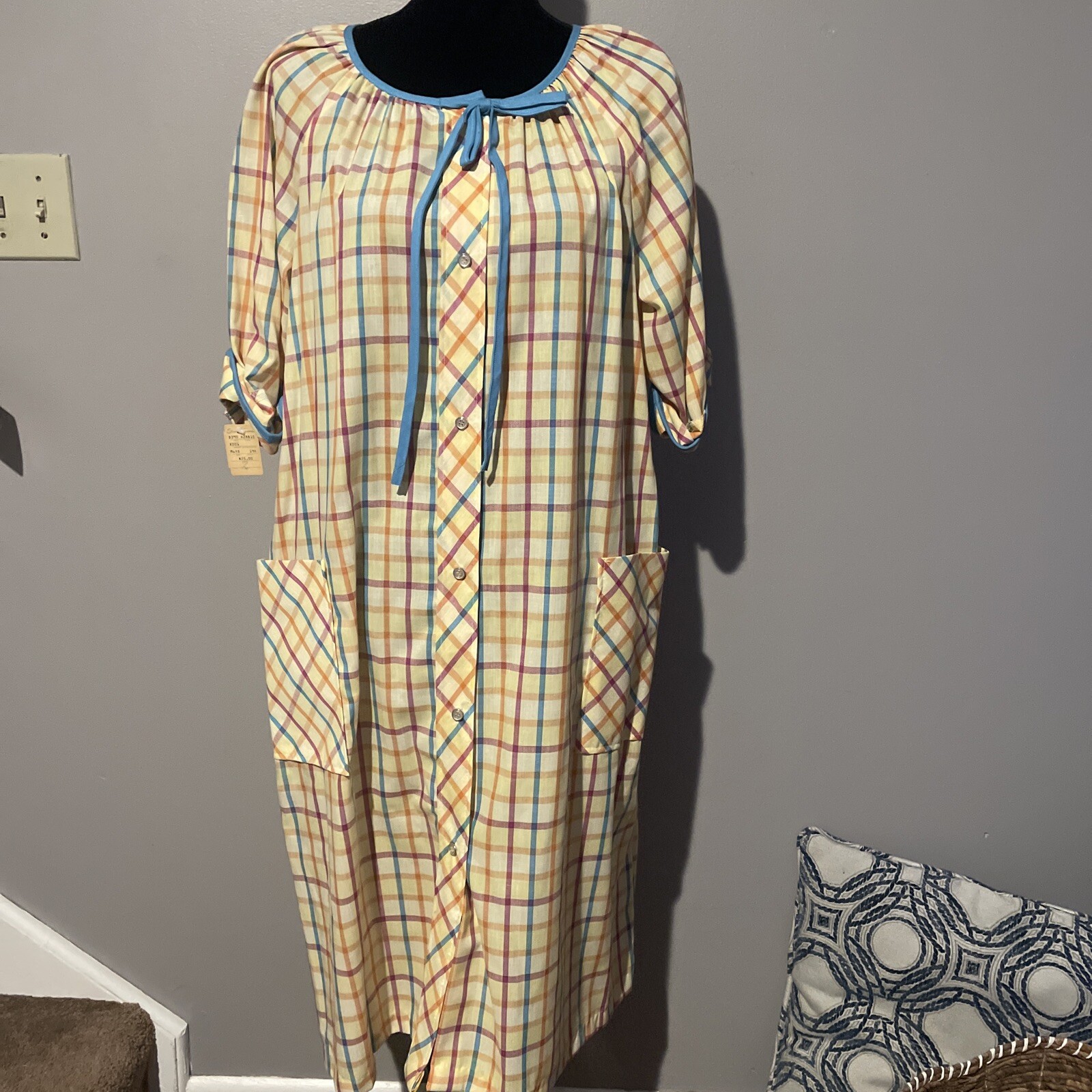 Violette Womens Housedress Vintage Size Large Yel… - image 1