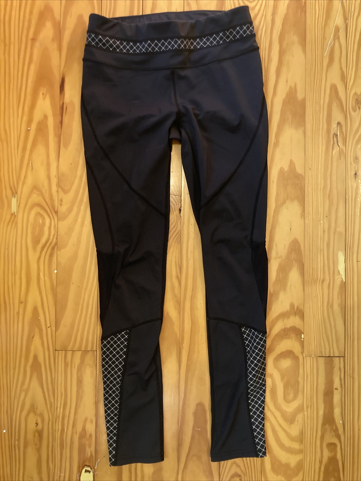 Athleta Legging Small Black  Checked Pattern Deta… - image 1