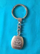 key chain toyota pewter