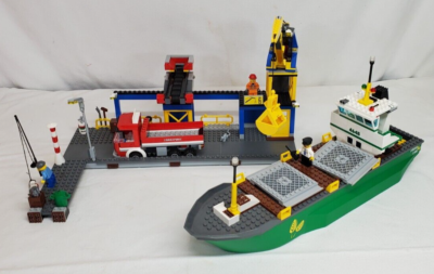 2011 LEGO City HARBOR #4645 Container Ship Boat Crane COMPLETE in