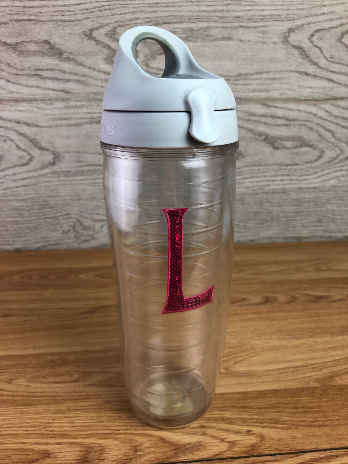 Bed Bath & Beyond Water Bottle Sequin Initial L 20 Fluid Oz