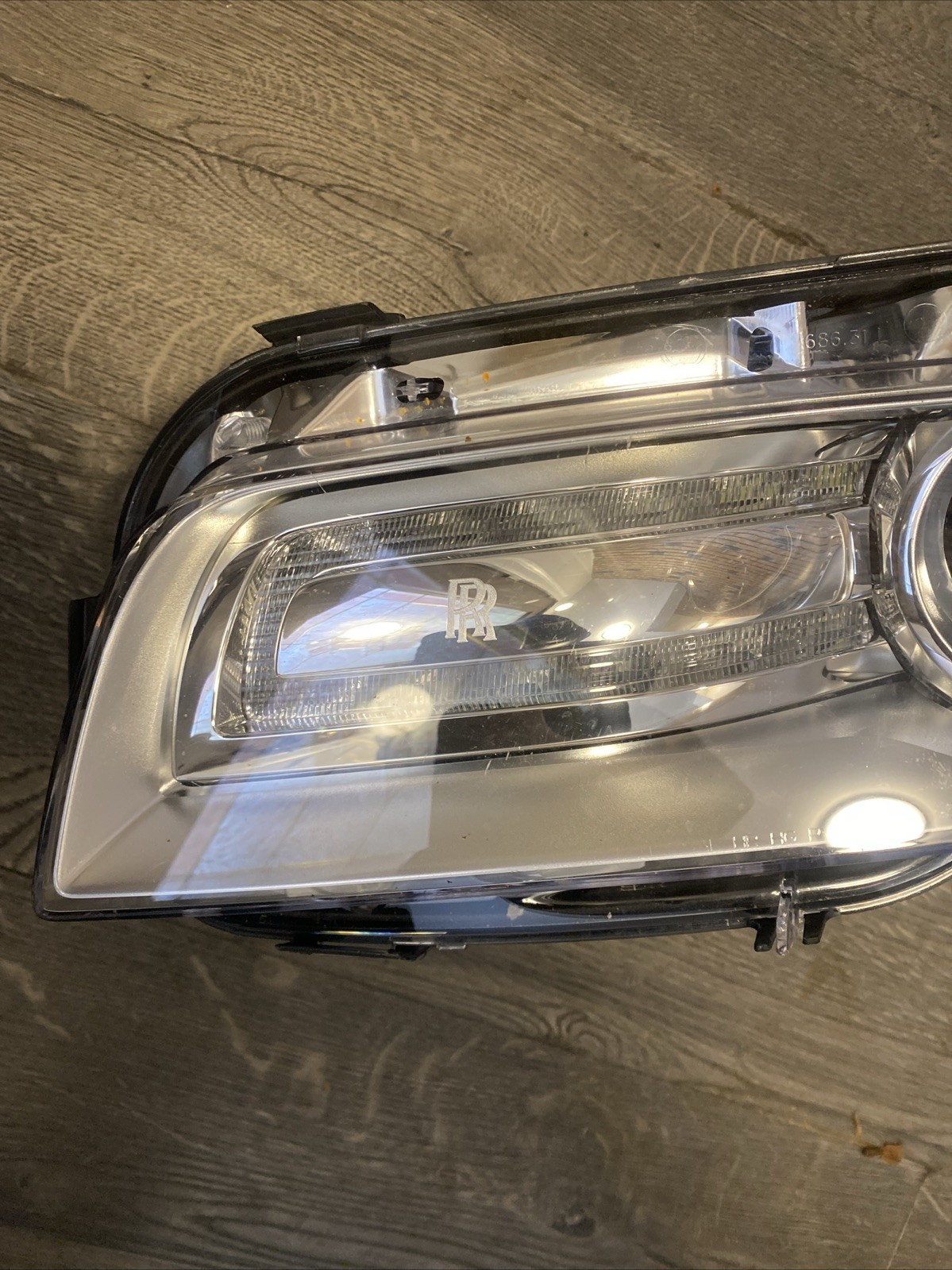 OEM Left Xenon Headlight Assembley For Rolls Royce Ghost (2010-2018) Driverside