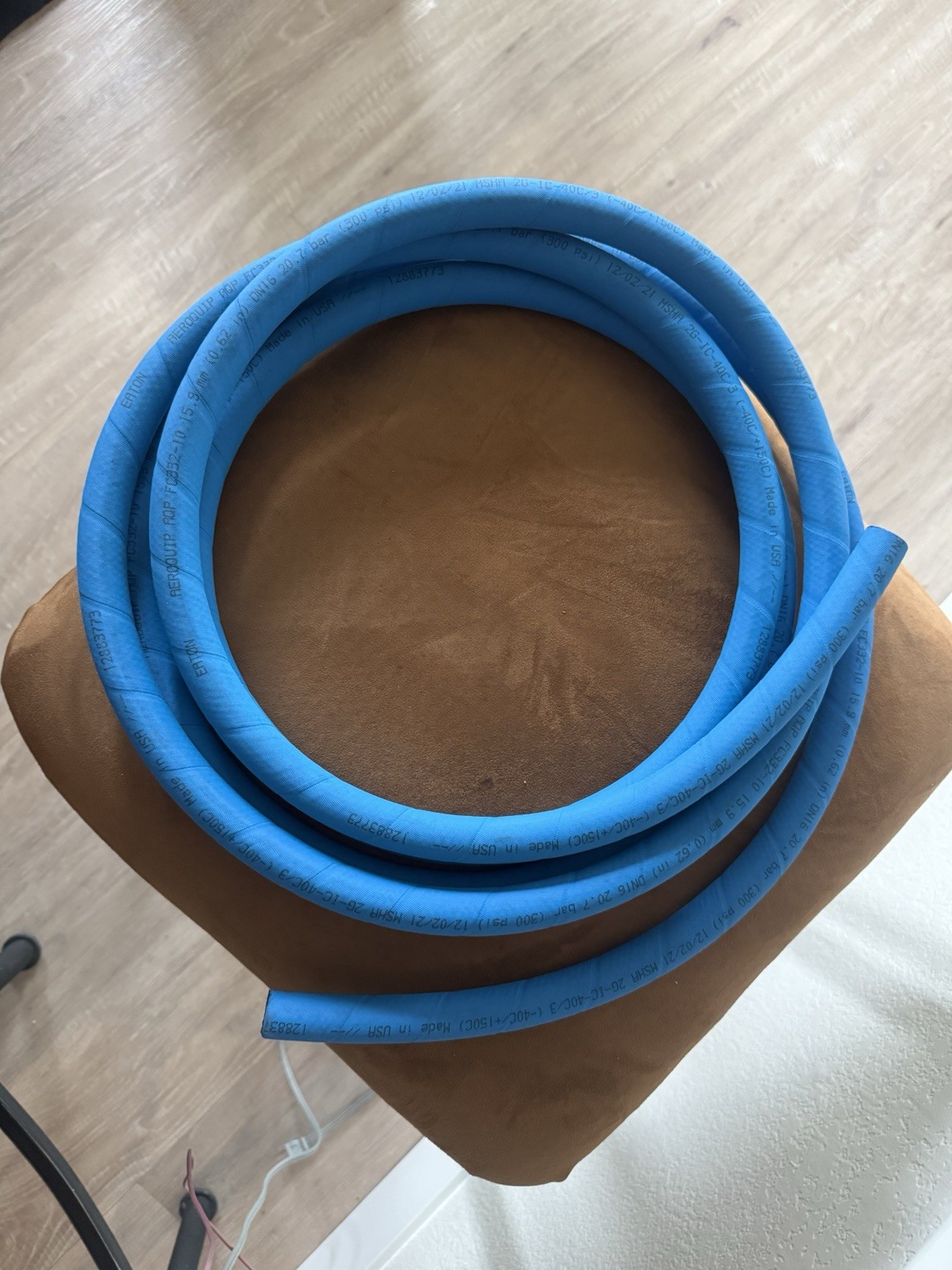 Aeroquip FCV1015 Hose AQP Socketless Rubber Blue -10 AN 15 ft. Length