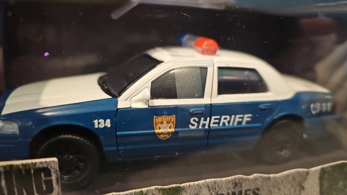 Jada The Walking Dead Die Cast Rick Grimes Ford Crown Victoria Diecast Model Car - Bild 2 von 9