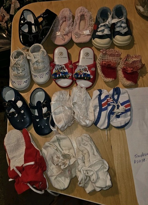 Lot Of 12 Pairs Vintage Baby Shoes 1 Gerber, 1 Knitted, Cloth, Canvas, Vinyl