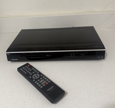 TOSHIBA DVD Player/Video Recorder HDMI #DR430KU w/ remote controller pre-owned