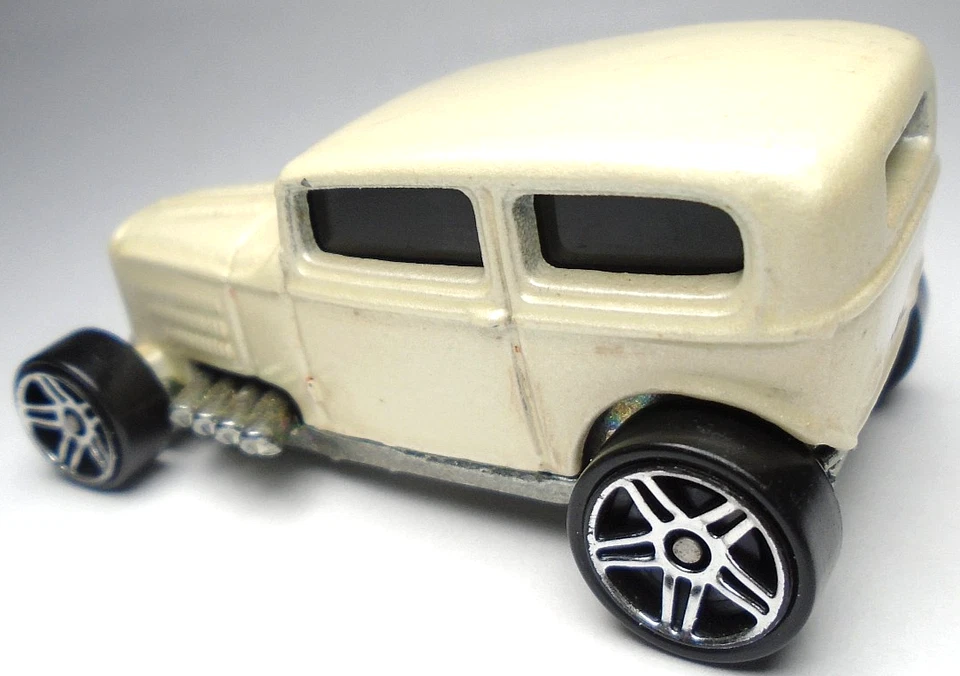 2002 HOT WHEELS FIRST EDITIONS MIDNIGHT OTTO WHITE DIECAST 2 1/2" HOT ROD CAR - Image 3 of 4