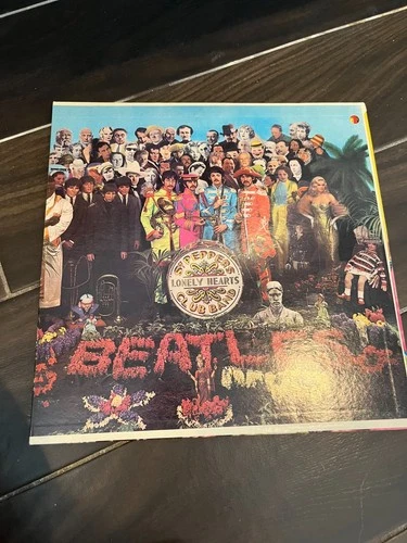 Beatles - Sgt. Pepper's Lonely Hearts Club Band (Album)